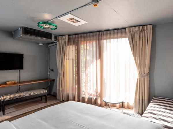 MeStyle Museum Hotel : photo 8 de la chambre chambre double supérieure avec balcon