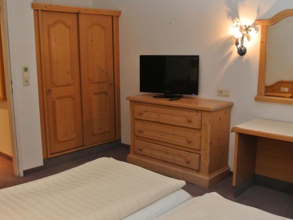 Hotel Gruberhof Innsbruck Igls B&B : photo 3 de la chambre chambre double