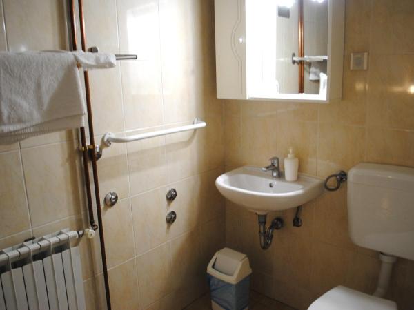 Hotel Fala : photo 7 de la chambre chambre quadruple