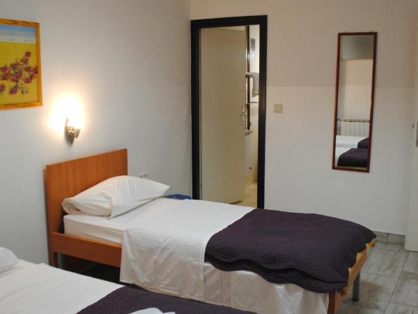 Hotel Fala : photo 4 de la chambre chambre quadruple