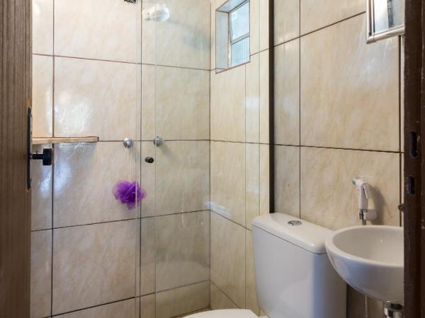 MAN CAVE HOSTEL : photo 7 de la chambre lit dans dortoir mixte de 8 lits