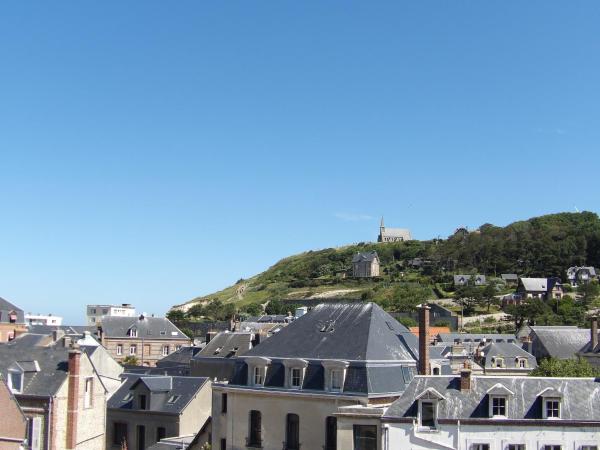 Detective Hotel : photo 4 de la chambre chambre double confort - clouseau