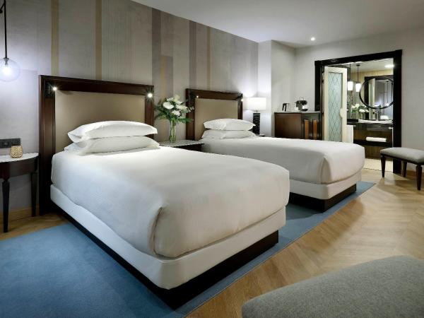 Hyatt Regency Hesperia Madrid : photo 5 de la chambre chambre lits jumeaux