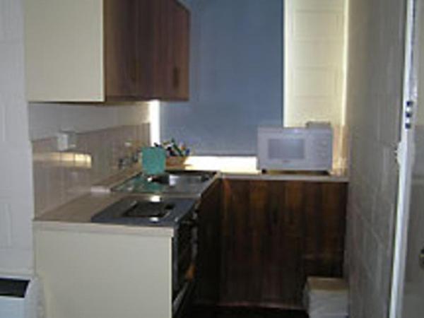 Pathfinder Motel : photo 3 de la chambre chambre lits jumeaux avec kitchenette