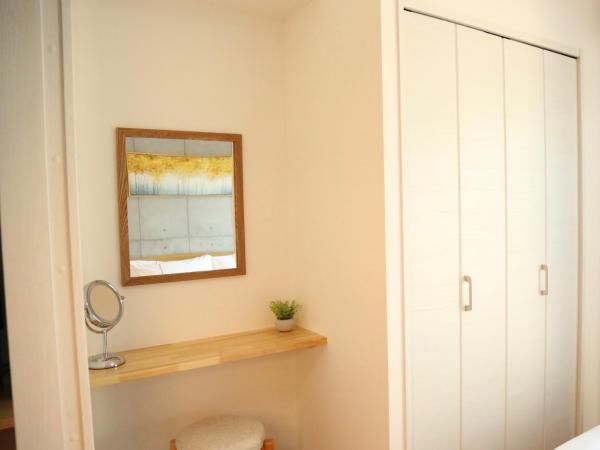 -Yoshitsuki kaku- Yoshitsuki Apart Hotel : photo 2 de la chambre chambre lit queen-size avec balcon