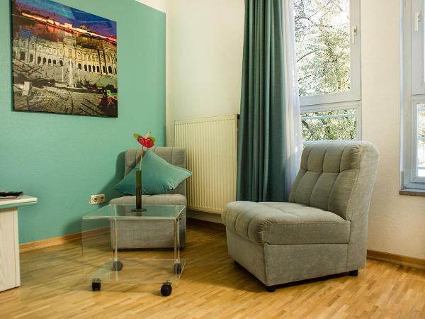 Hotel AMENITY : photo 6 de la chambre chambre familiale