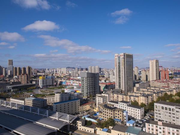 Sun Moon Lake Hotel Dalian : photo 10 de la chambre chambre familiale
