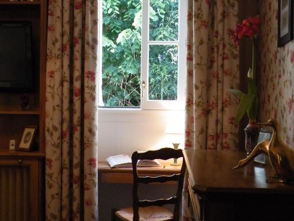 Hôtel Diderot : photo 7 de la chambre chambre double traditionnelle avec ventilateur