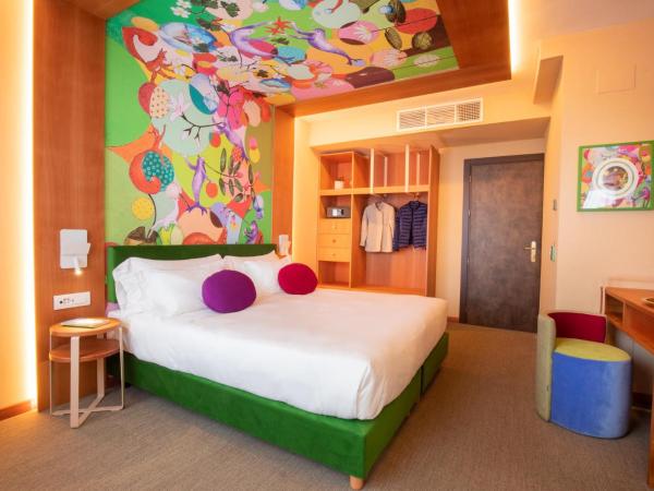 OMAMA Hotel : photo 2 de la chambre chambre quadruple standard