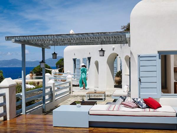 Belvedere Mykonos - Waterfront Villa & Suites - The Leading Hotels of the World : photo 7 de la chambre waterfront suite with private sundeck (350 meters from the main hotel)