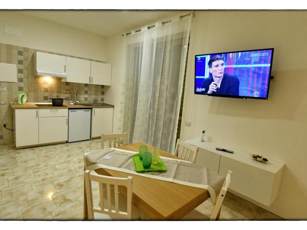 Villa Costiera Salerno : photo 6 de la chambre studio familial