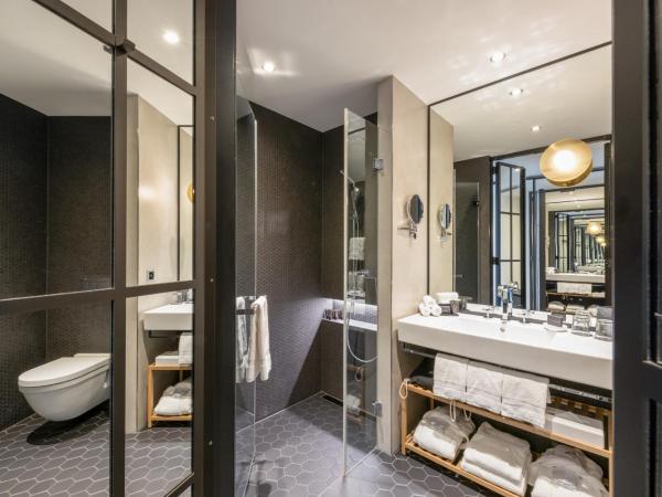 Hard Rock Hotel Davos : photo 4 de la chambre hébergement supérieur lit king-size - or