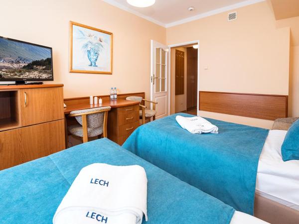 Sanatorium Uzdrowiskowe LECH : photo 7 de la chambre chambre double