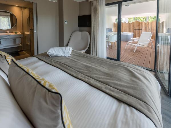 Thalazur Arcachon : photo 6 de la chambre suite deluxe avec baignoire spa