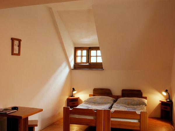 Hotel U Malého Vitka : photo 6 de la chambre chambre lits jumeaux