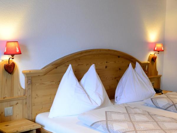 Hotel Restaurant Alpina : photo 5 de la chambre chambre double confort