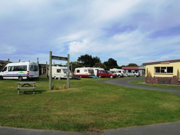 Dunedin Holiday Park : photo 1 de la chambre emplacement avec Électricité et salle de bains commune - lit non fourni