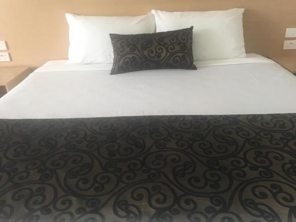 The Sands Motel Adelaide : photo 2 de la chambre chambre lit king-size supérieure