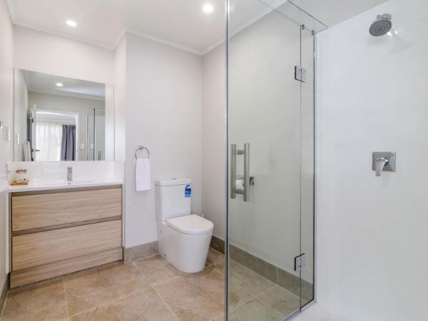 Thermal Oak Motel : photo 5 de la chambre suite lit king-size