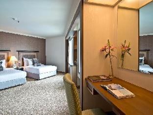 Baiyoke Sky Hotel : photo 2 de la chambre room #2736534