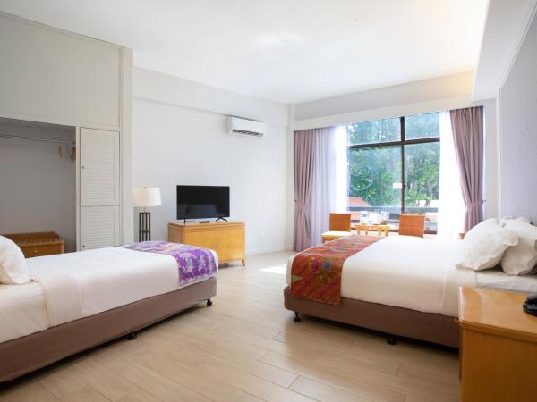 Adena Beach Resort : photo 1 de la chambre chambre triple deluxe - vue sur mer