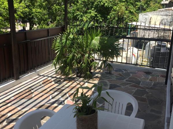 Hotel El Kiosco : photo 8 de la chambre studio avec terrasse