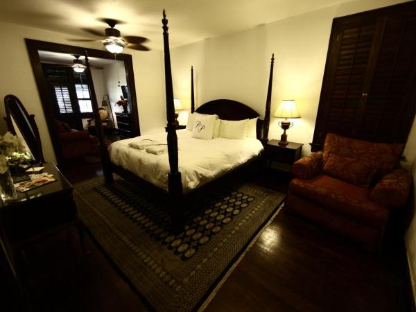 Park Plaza Hotel Orlando - Winter Park : photo 2 de la chambre suite lit king-size lune de miel