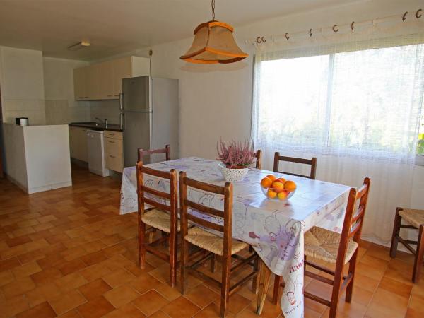 Résidence Marina di Capitello : photo 7 de la chambre appartement 3 chambres