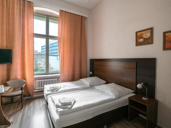Pension Classic : photo 1 de la chambre chambre double ou lits jumeaux