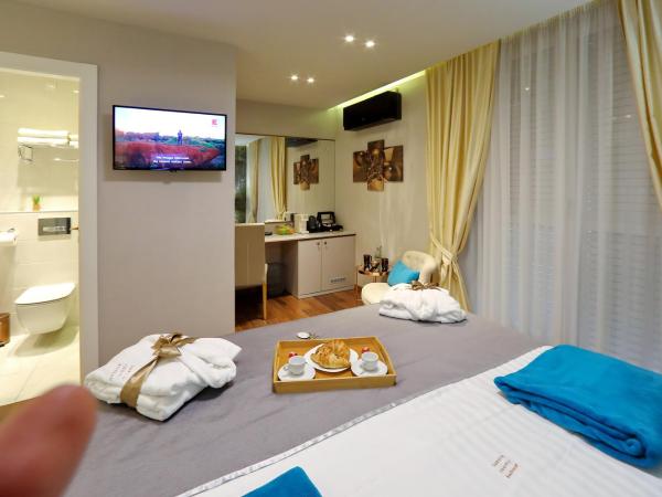 Luxury rooms Kadena : photo 3 de la chambre chambre double deluxe avec douche