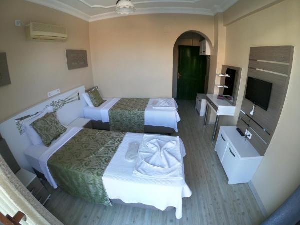 Bellamaritimo Hotel : photo 7 de la chambre chambre lits jumeaux