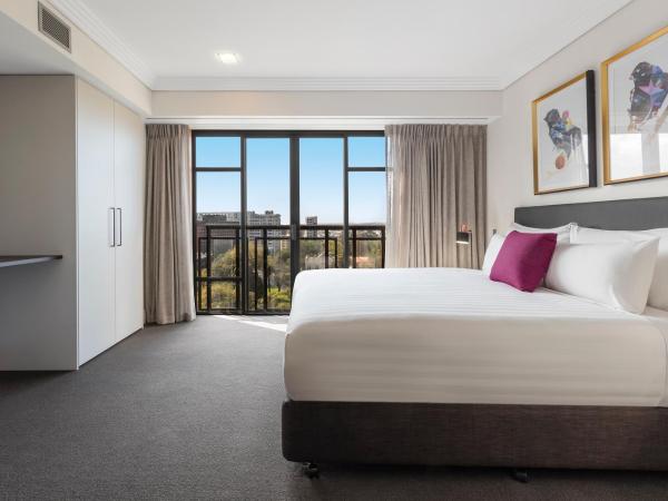 Avani Metropolis Auckland Residences : photo 10 de la chambre suite avec 1 chambre et vue sur le parc