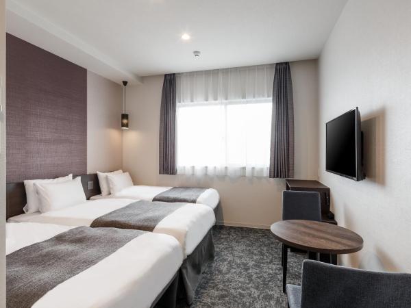 M's Hotel Kyoto Station Kasuga : photo 3 de la chambre chambre lits jumeaux avec lit d’appoint - 301