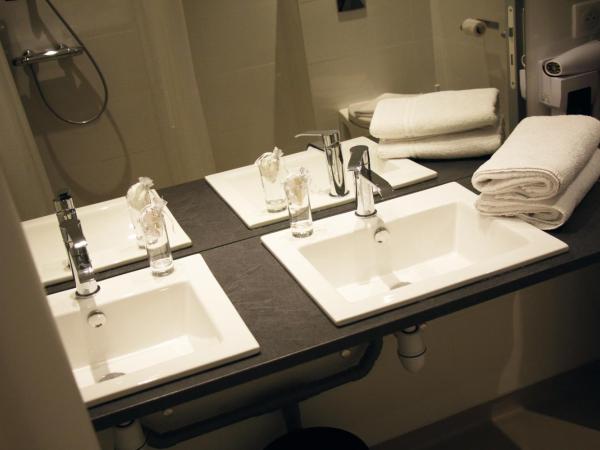 Hotel Victoria : photo 10 de la chambre chambre double supérieure