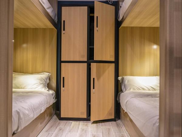 Sanya IPK BACKPACKERS HOSTEL : photo 5 de la chambre lit dans dortoir mixte de 6 lits