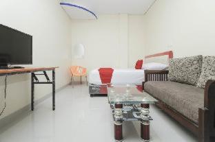 RedDoorz Plus @ Jalan Pemuda Jakarta : photo 2 de la chambre room #372774211