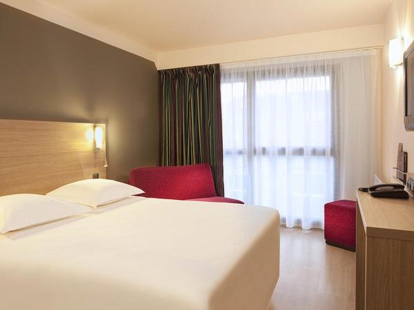Escale Oceania Orléans : photo 1 de la chambre chambre double supérieure