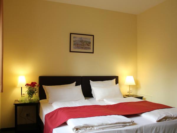 Landhotel Dresden : photo 4 de la chambre chambre double