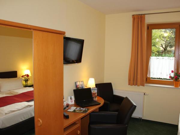 Landhotel Dresden : photo 7 de la chambre chambre double