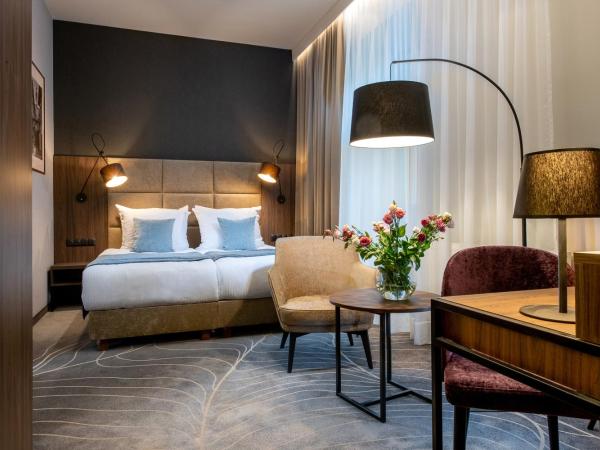 Hotel M29 : photo 3 de la chambre superior double  or twin room with bathtub