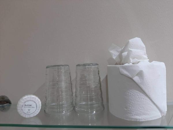 JBs Bar & Guest Accommodation : photo 4 de la chambre chambre double deluxe