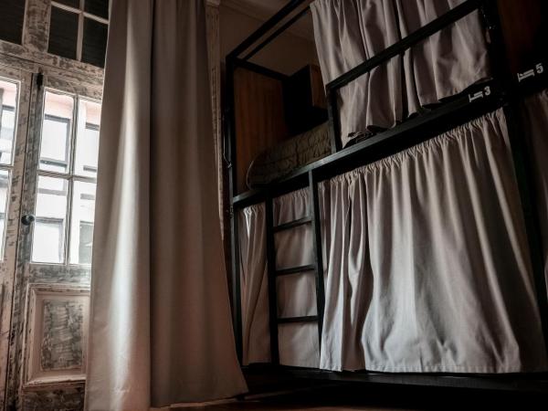 Che Juan Hostel BA : photo 6 de la chambre lit dans dortoir pour femmes de 6 lits