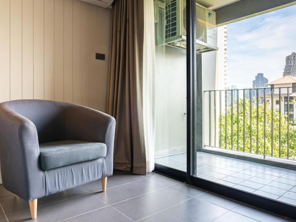 Naga Residence : photo 3 de la chambre chambre double deluxe avec balcon