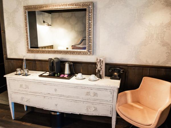 Hotel Le Castel : photo 3 de la chambre chambre double ou lits jumeaux standard