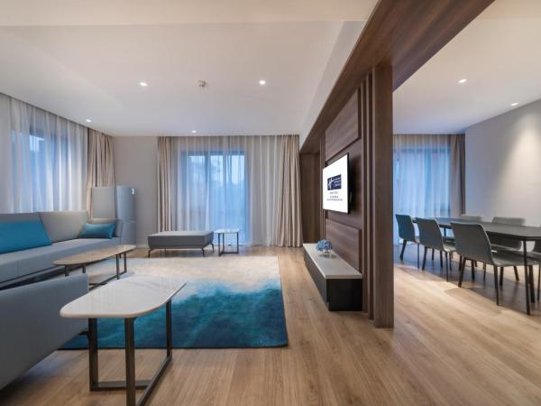 Holiday Inn Express Beijing Shijingshan Lakeview, an IHG Hotel : photo 4 de la chambre suite lit king-size 1 chambre avec cuisine