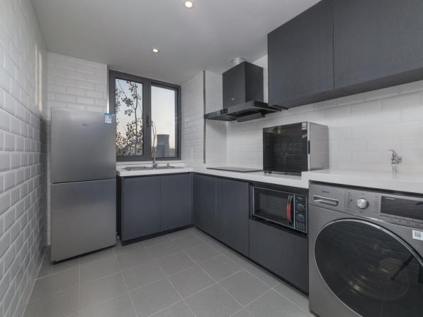 Holiday Inn Express Beijing Shijingshan Lakeview, an IHG Hotel : photo 4 de la chambre suite lit king-size