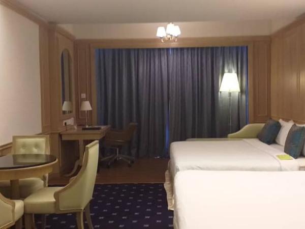 Royale Chulan Penang : photo 2 de la chambre chambre familiale