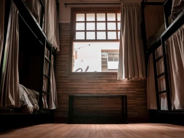 Che Juan Hostel BA : photo 3 de la chambre lit dans dortoir mixte de 6 lits