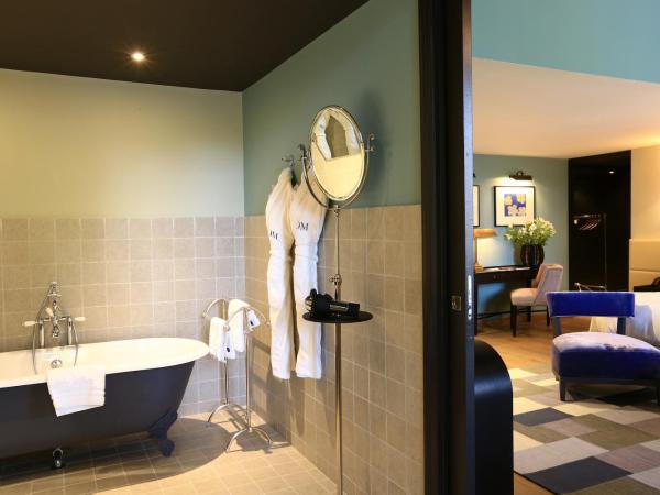 Domaine De Manville : photo 3 de la chambre suite familiale