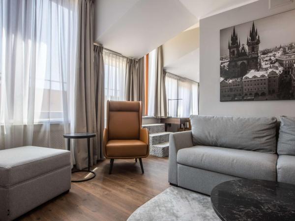 Radisson Blu Hotel Prague : photo 1 de la chambre suite avec terrasse